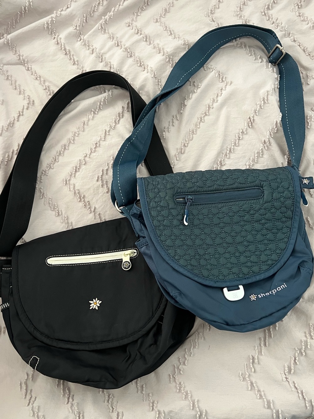 2 Sherpani black and Teal Quilted Crossbody Bag with Adjustable Strap